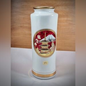 Vintage Japanese Vase 24K Gold with Red ‘Art Of Chokin’ Red Mt. Fuji & Pagoda 7”